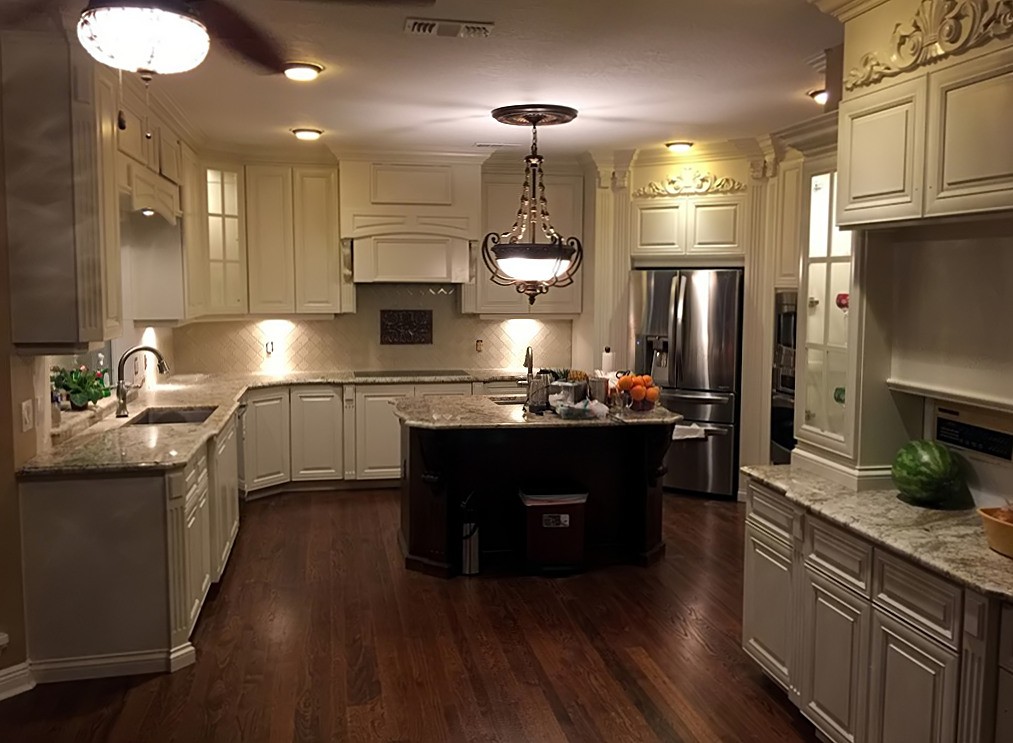 Kitchen Cabinets Orlando, FL | Custom Made | Custom Cabinetry